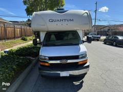 2018 Thor Motor Coach Quantum GR22, $ 44,900