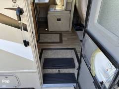 2018 Thor Motor Coach Quantum GR22, $ 44,900