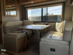 2018 Thor Motor Coach Quantum GR22, $ 44,900