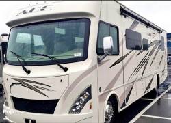 2018 Thor Motor Coach A.C.E. 30.4, $ 53,500