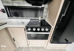 2024 Forest River Wildwood Platinum 31KQBTS, $ 39,500