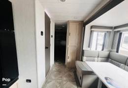 2024 Forest River Wildwood Platinum 31KQBTS, $ 39,500