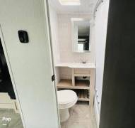 2024 Forest River Wildwood Platinum 31KQBTS, $ 39,500
