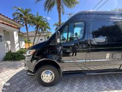 2021 Airstream Interstate 24GT 4WD, $ 157,000