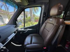 2021 Airstream Interstate 24GT 4WD, $ 157,000