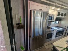 2022 CrossRoads Hampton 372FDB, $ 65,000