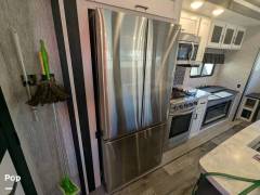 2022 CrossRoads Hampton 372FDB, $ 65,000
