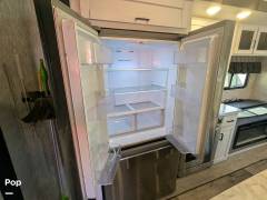 2022 CrossRoads Hampton 372FDB, $ 65,000