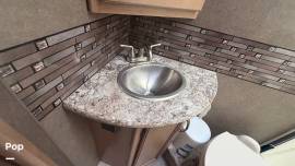 2020 Thor Motor Coach Daybreak 24DB, $ 54,000