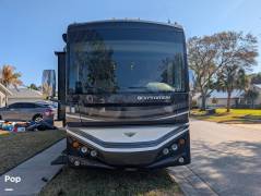 2015 Fleetwood Expedition 38B, $ 95,000