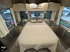 2022 Airstream Flying Cloud 27FB Queen, $ 89,900