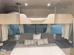2022 Airstream Flying Cloud 27FB Queen, $ 89,900