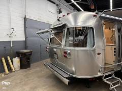 2022 Airstream Flying Cloud 27FB Queen, $ 89,900