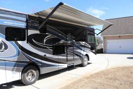 2021 Coachmen Sportscoach 339DS, $ 154,000
