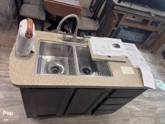 2019 Coachmen Chaparral 392MBL, $ 31,000
