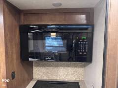 2019 Coachmen Chaparral 392MBL, $ 31,000