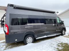 2022 Thor Motor Coach Sequence 20J, $ 94,500