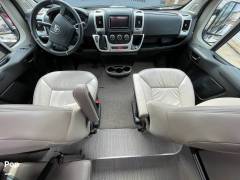 2022 Thor Motor Coach Sequence 20J, $ 94,500