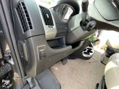 2022 Thor Motor Coach Sequence 20J, $ 94,500