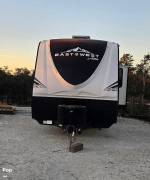 2023 East To West RV Alta 2810KIK, $ 23,000