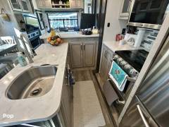 2021 Keystone Avalanche 338GK, $ 38,500