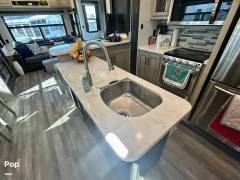 2021 Keystone Avalanche 338GK, $ 38,500