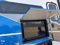 2021 Fleetwood Bounder 35K, $ 112,000