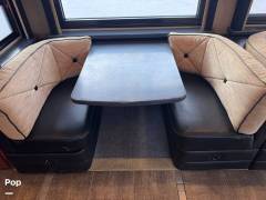 2007 Country Coach Affinity 700 Series Alexander V, $ 166,000