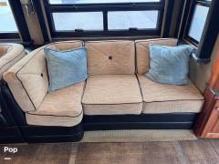 2007 Country Coach Affinity 700 Series Alexander V, $ 166,000