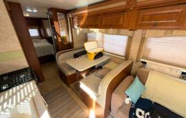2011 Thor Motor Coach Freedom Elite 31R, $ 38,900
