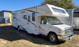 2011 Thor Motor Coach Freedom Elite 31R, $ 38,900