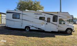 2011 Thor Motor Coach Freedom Elite 31R, $ 38,900