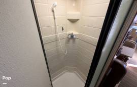 2011 Thor Motor Coach Freedom Elite 31R, $ 38,900