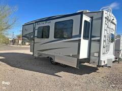 2022 Northwood Arctic Fox Grande Ronde 27-5L, $ 44,000