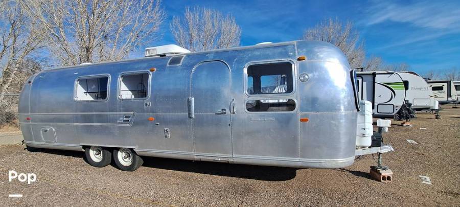 1969 Airstream Sovereign International 31, $ 32,500