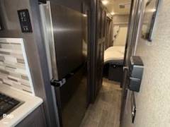 2022 Thor Motor Coach Miramar 35.2, $ 117,000