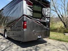2022 Thor Motor Coach Miramar 35.2, $ 117,000