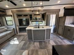 2022 CrossRoads Cameo 3701RL, $ 42,000