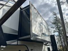 2022 CrossRoads Cameo 3701RL, $ 42,000