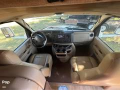 2017 Thor Motor Coach Four Winds 22B, $ 39,500