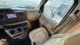 2017 Thor Motor Coach Four Winds 22B, $ 39,500