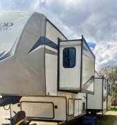 2024 Forest River Wildwood 370BL, $ 44,900