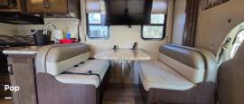 2017 Thor Motor Coach Freedom Elite 29FE, $ 56,500