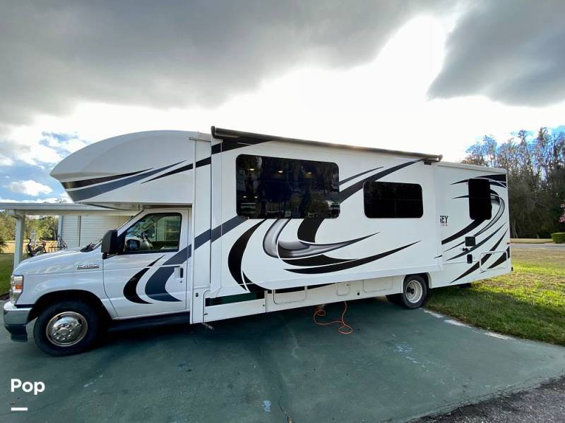 2021 Entegra Coach Odyssey 30Z, $ 69,900