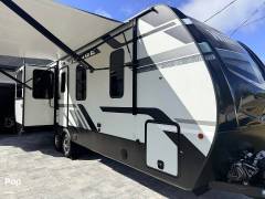 2023 Winnebago Voyage 2730RL, $ 31,000