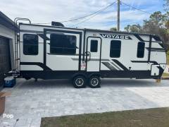 2023 Winnebago Voyage 2730RL, $ 31,000