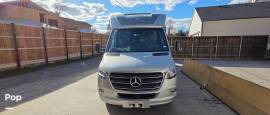 2021 Leisure Travel Unity U24RL, $ 144,999