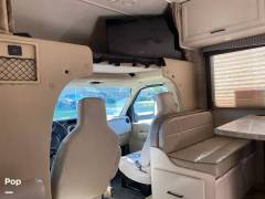 2021 Thor Motor Coach Chateau 27R, $ 59,400