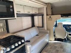 2021 Thor Motor Coach Chateau 27R, $ 59,400