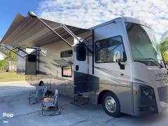 2022 Winnebago Vista 32M, $ 105,000